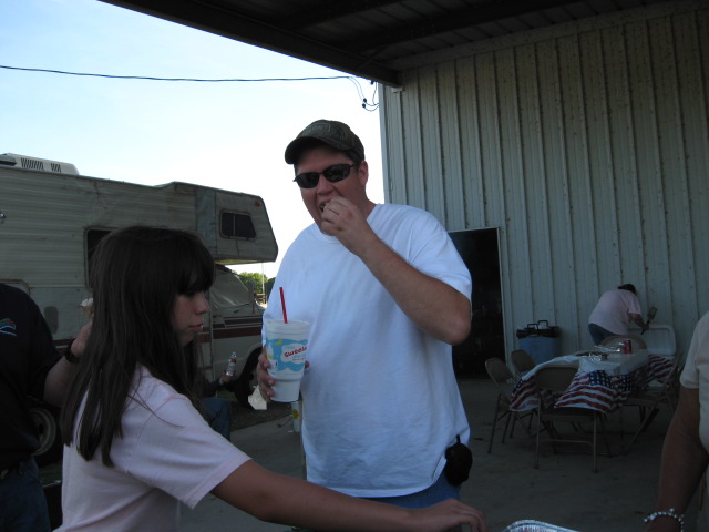 617x456 pixels (82K)